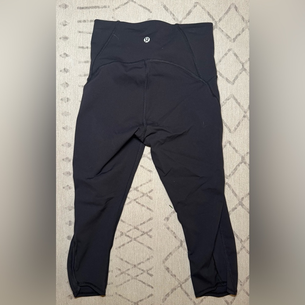 Lululemon Cropped Leggings Size XS